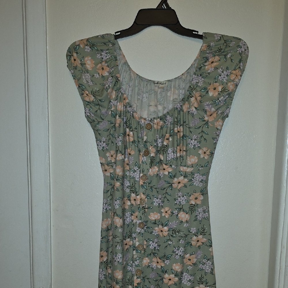 Derek Heart Green Floral Maxi Dress